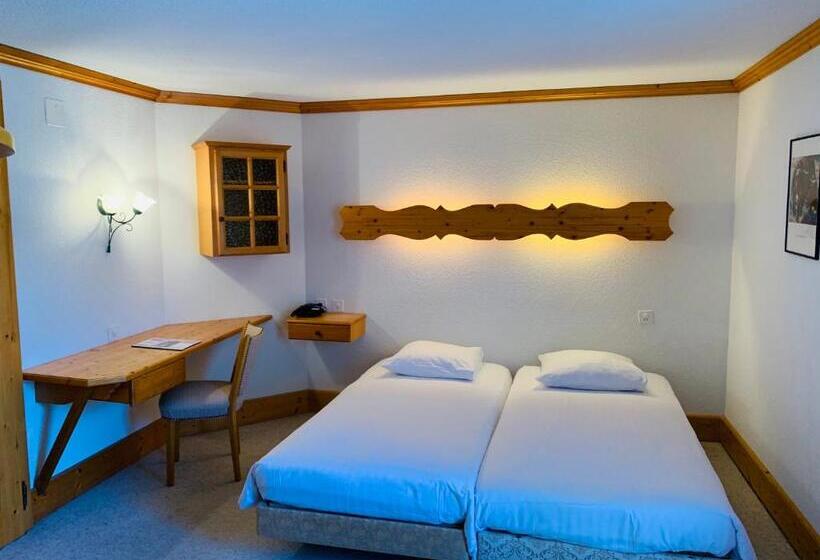 Номер Стандарт, Hôtel Ecureuil Villars