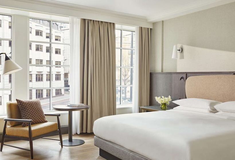 جناح إدارى, Hyatt Regency London Blackfriars