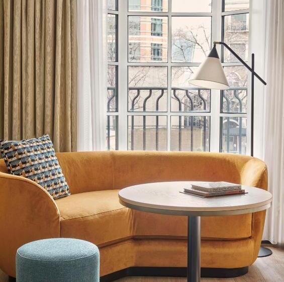 חדר סטנדרט עם מיטת קינג, Hyatt Regency London Blackfriars