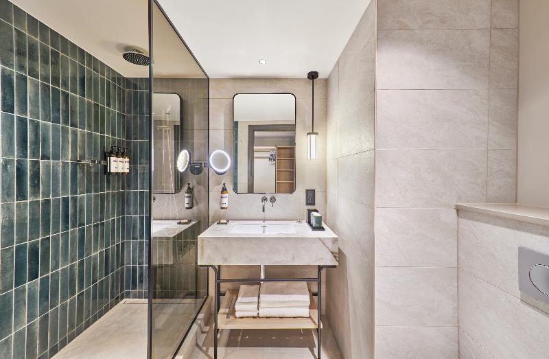 חדר סטנדרט עם מיטת קינג, Hyatt Regency London Blackfriars