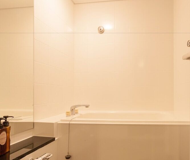 اتاق استاندارد با چشم‌انداز, Okinawa Kariyushi Beach Resort Ocean Spa