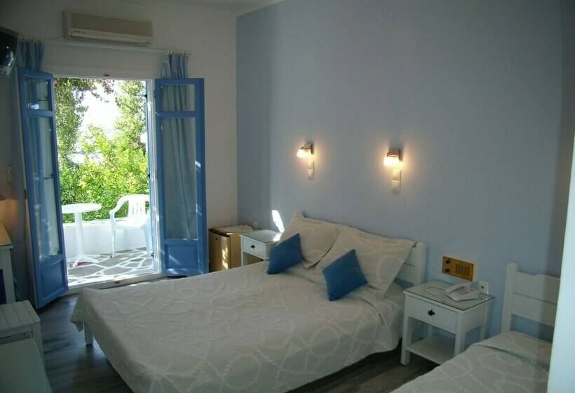 Quarto Estandar, Panorama Paros