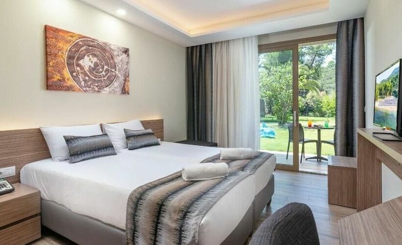 Номер Superior Вид на Сад, Poseidon Resort