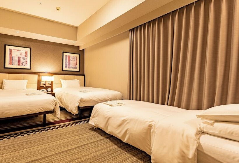 Номер Стандарт Трехместный, Sunroute Plaza Shinjuku