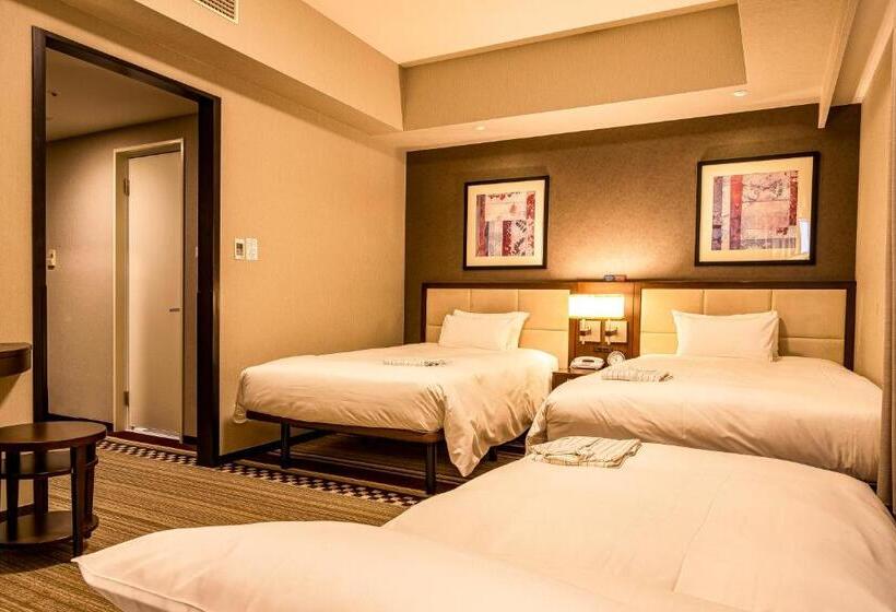Номер Стандарт Трехместный, Sunroute Plaza Shinjuku