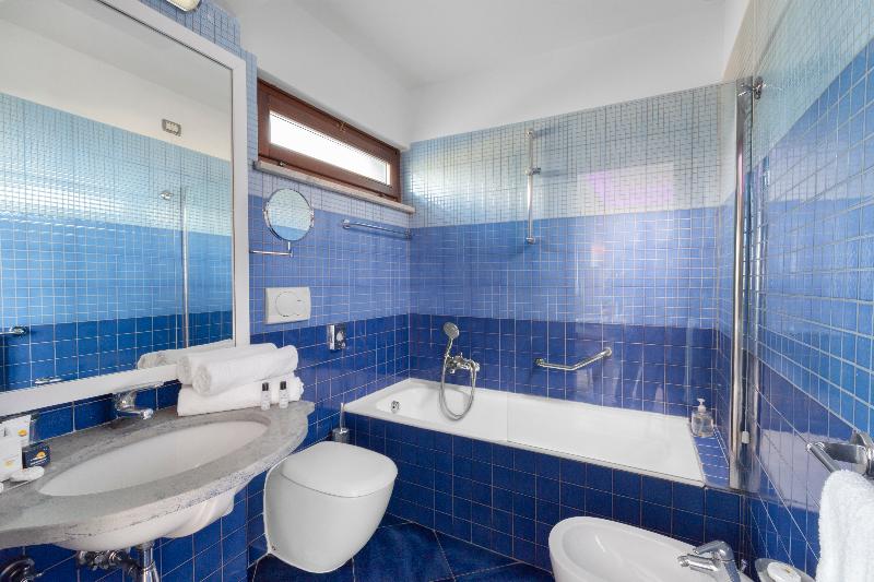 Номер Стандарт Боковой Вид на Море, Nastro Azzurro Resort