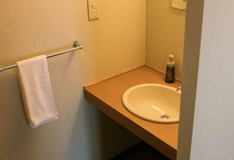 Четырехместный Номер Стандарт, Guesthouse Sunline Beppu