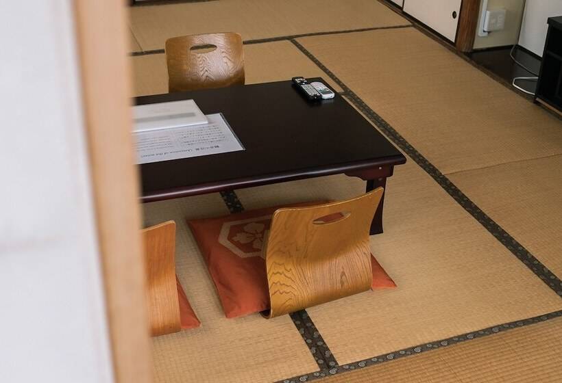 Четырехместный Номер Стандарт, Guesthouse Sunline Beppu