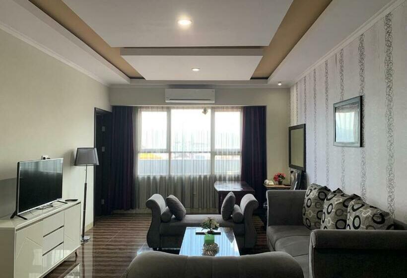 سوییت, Pacific Hotel Ambon