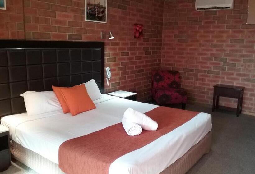 اتاق لوکس با تخت بزرگ, Pooraka Motor Inn