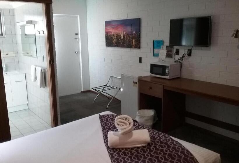 اتاق سوپریور, Pooraka Motor Inn