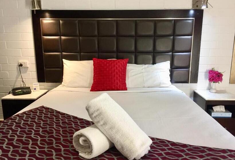 اتاق سوپریور, Pooraka Motor Inn