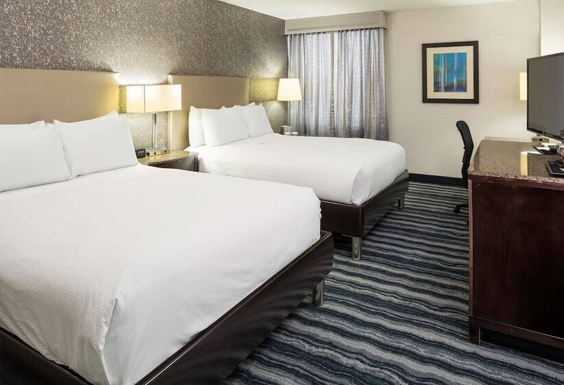 带2个双人床的标准工作室, Doubletree By Hilton Hotel Wilmington