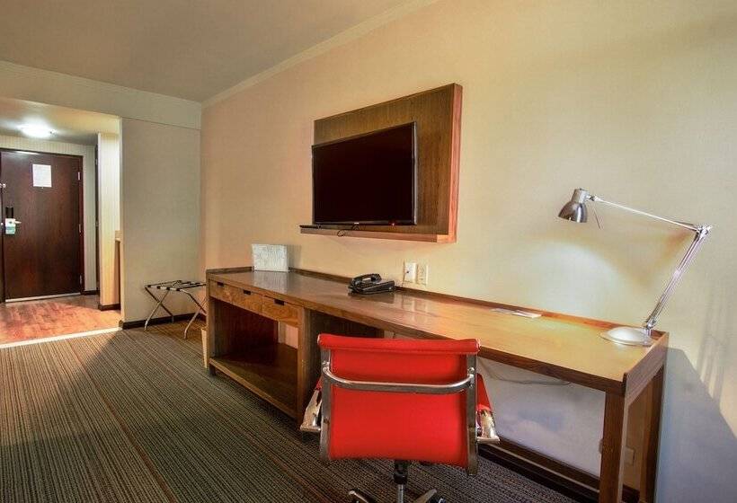 ダブルベッドのクラシックルーム, Four Points By Sheraton Saltillo
