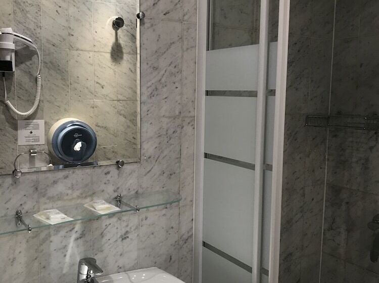 اتاق استاندارد یک نفره, Grand Hôtel De Paris