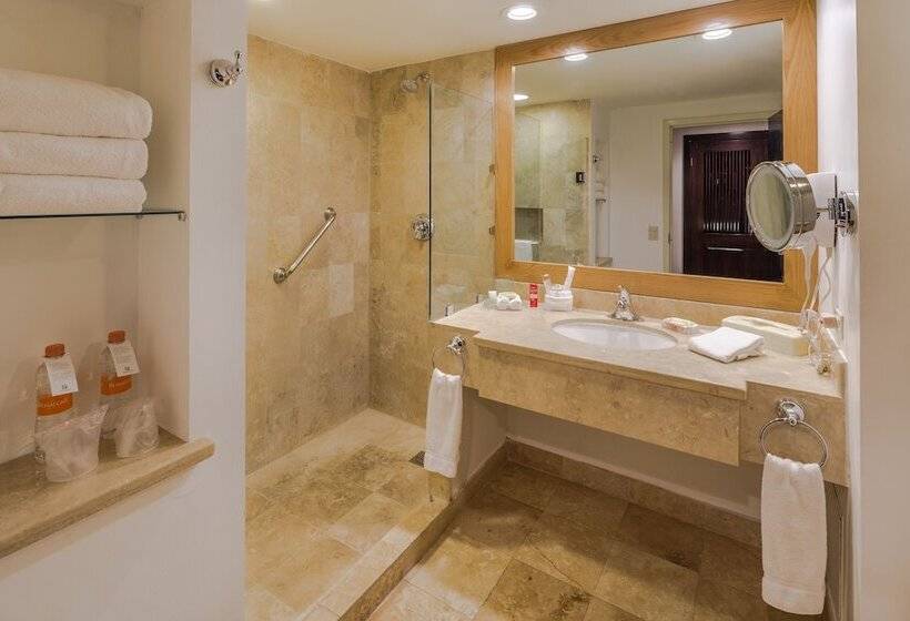 اتاق استاندارد, Holiday Inn Monterrey Valle, An Ihg