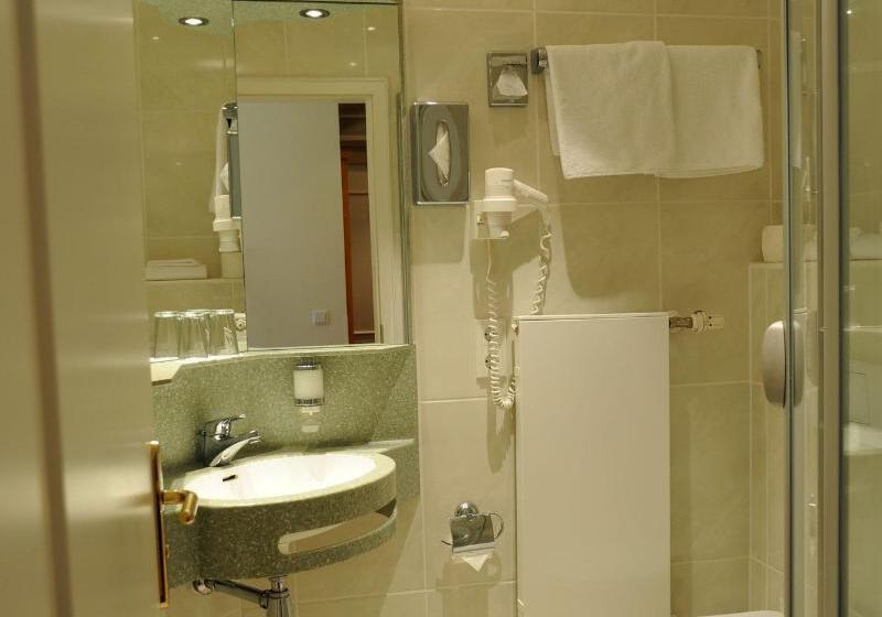スタンダードルーム, Radisson Hotel & Suites Fort Mcmurray