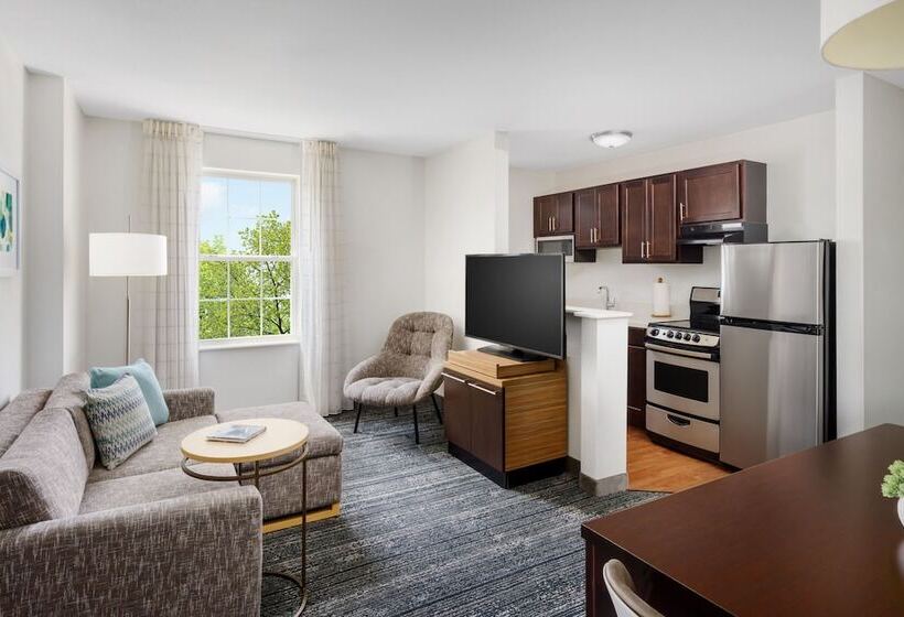Люкс 2 Спальни, Towneplace Suites Manchesterboston Regional Airport