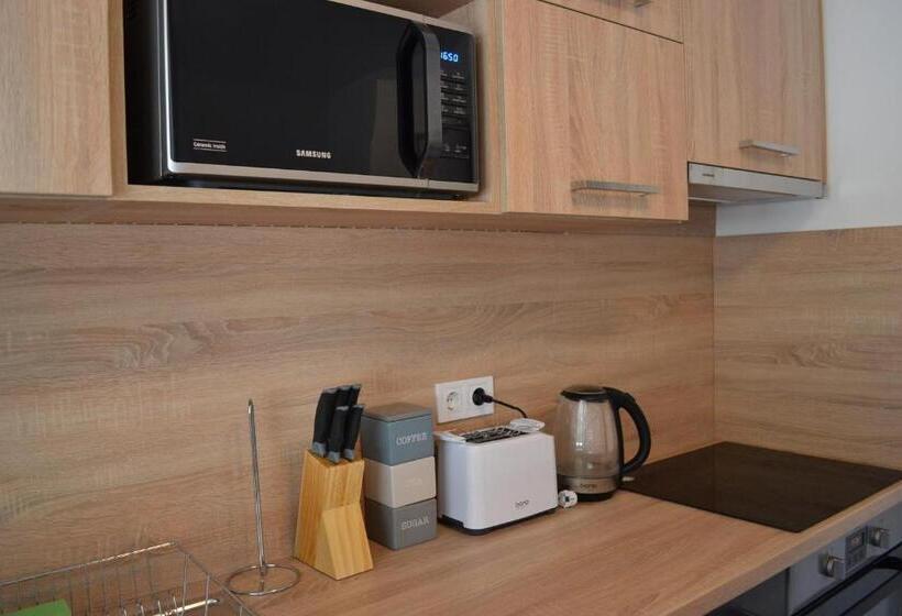 패밀리 룸, Főnix Design Rooms