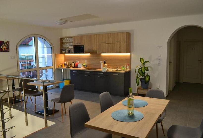 스탠다드 룸, Főnix Design Rooms