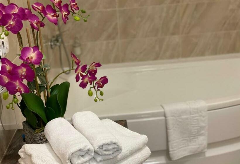 اتاق استاندارد سه نفره, Spa&hotel Mūsa Paradise