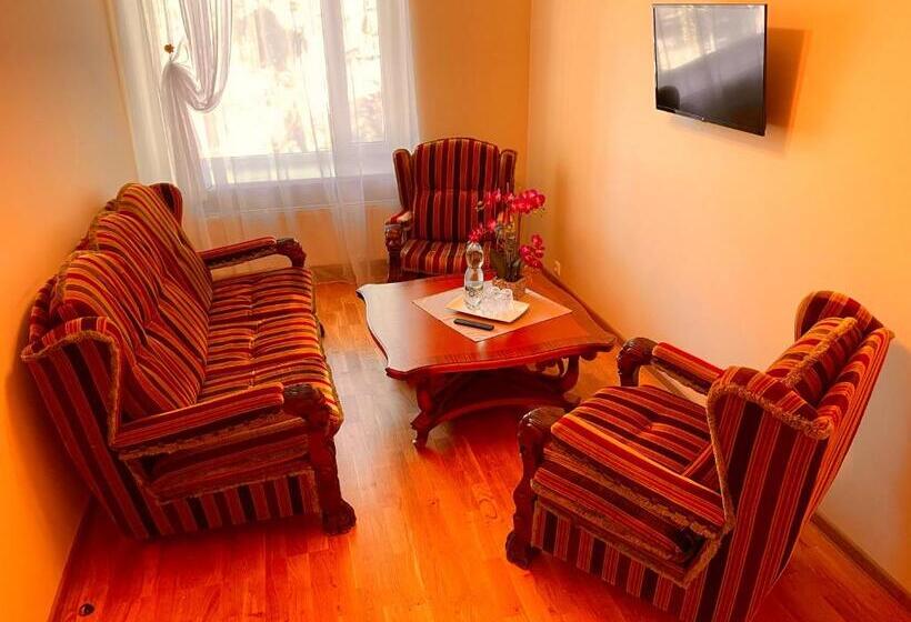اتاق پریمیوم چهارنفره, Spa&hotel Mūsa Paradise