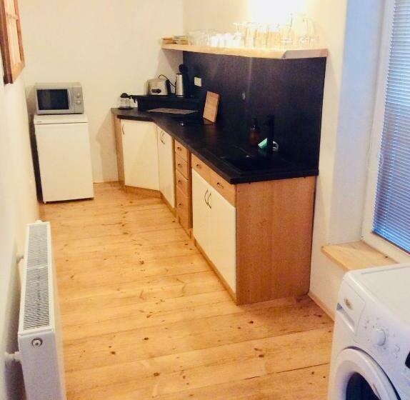 استودیوی استاندارد, Apartmán Sirius B