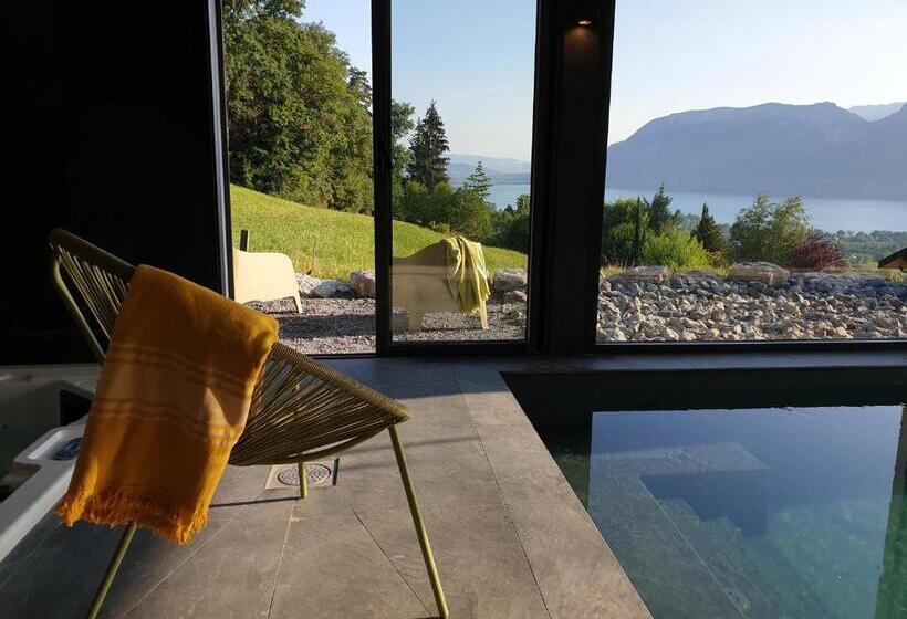 豪华湖景房, Les O D Annecy