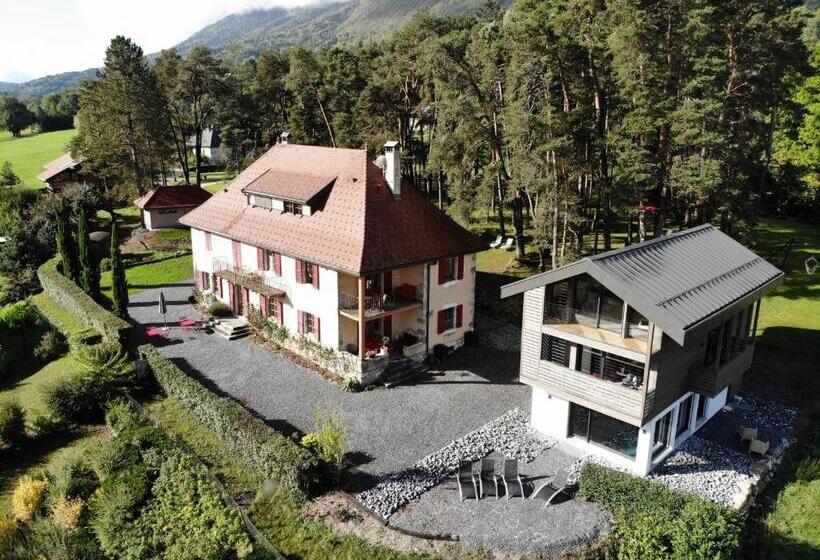 1 Bedroom Apartment Lake View, Les O D Annecy