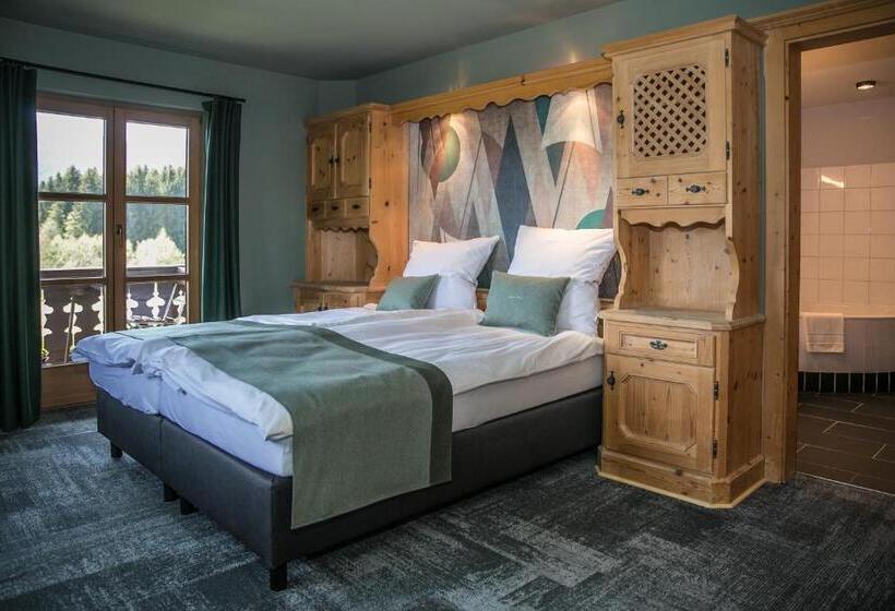 Номер Стандарт с Балконом, Berghotel Sonnenbichl