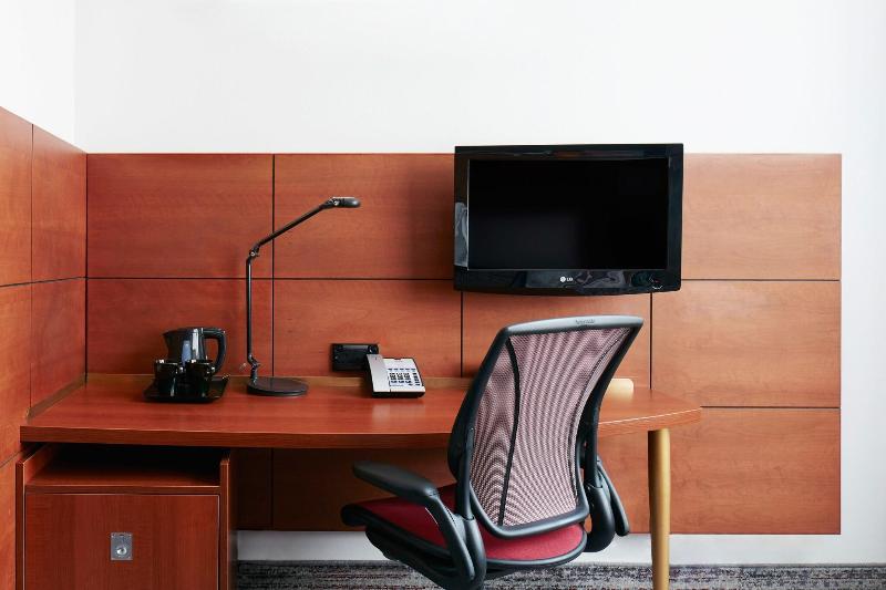 Номер Deluxe, Club Quarters Hotel London City, London