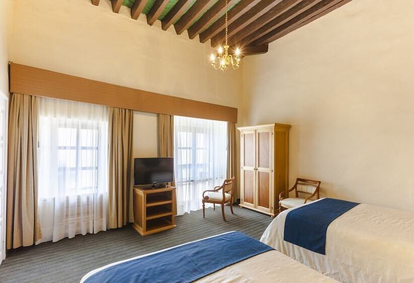 Quarto Estandar 2 Camas Casal, Meson De Jobito