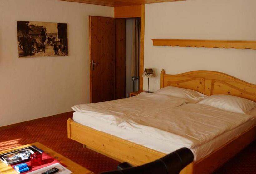 اتاق خانوادگی, Posthotel Rössli
