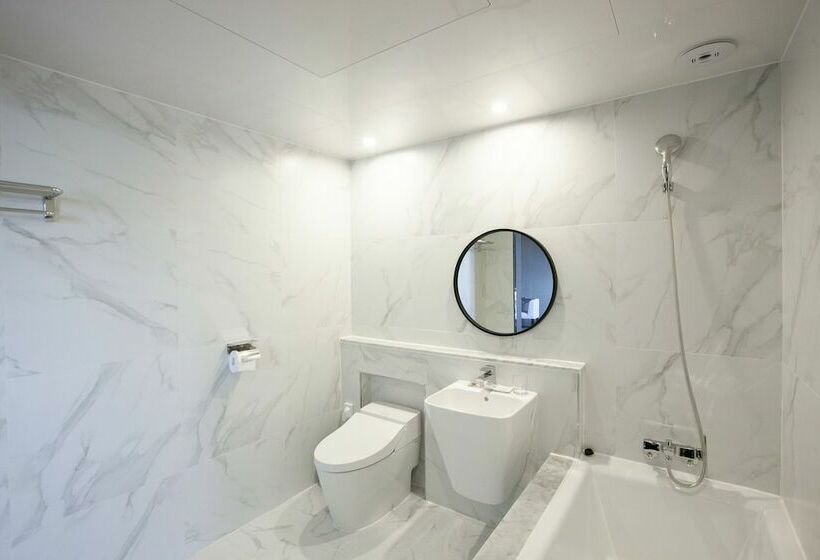 Номер Стандарт, Browndot Hotel Sasang Renecite