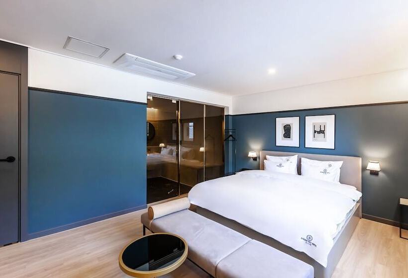 Номер Deluxe, Browndot Hotel Sasang Renecite