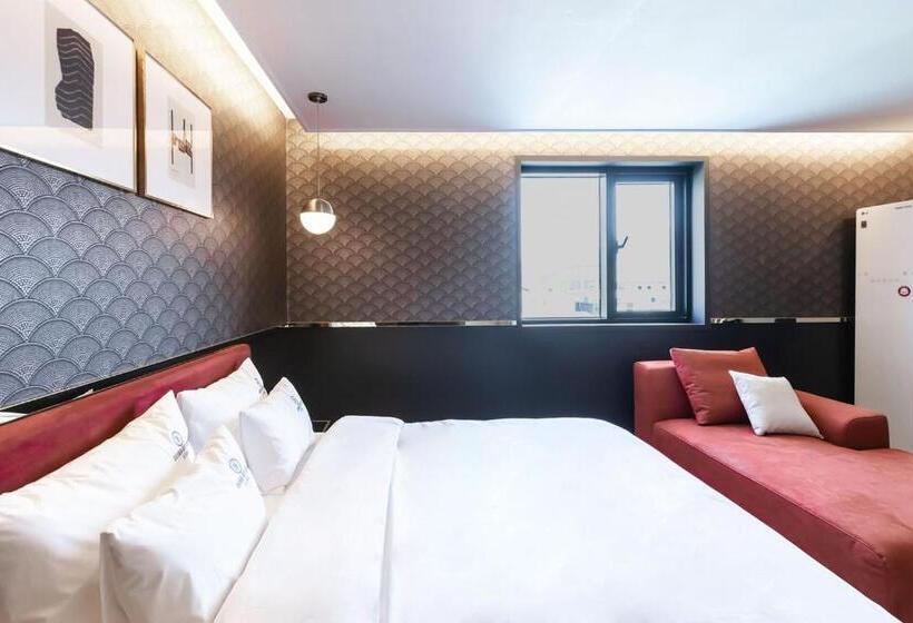 Номер Deluxe, Browndot Hotel Sasang Renecite