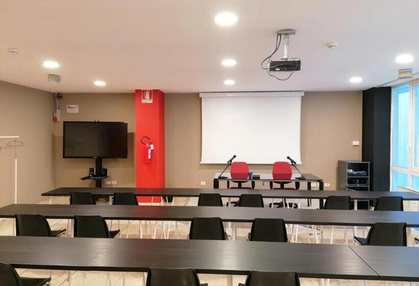 آپارتمان 1 خوابه, Residence Panigale