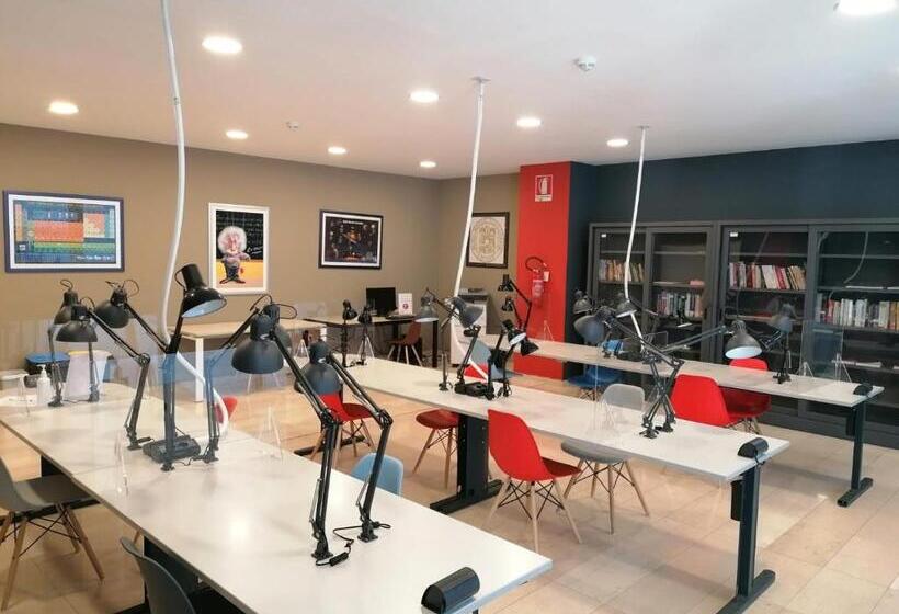 استودیوی لوکس, Residence Panigale