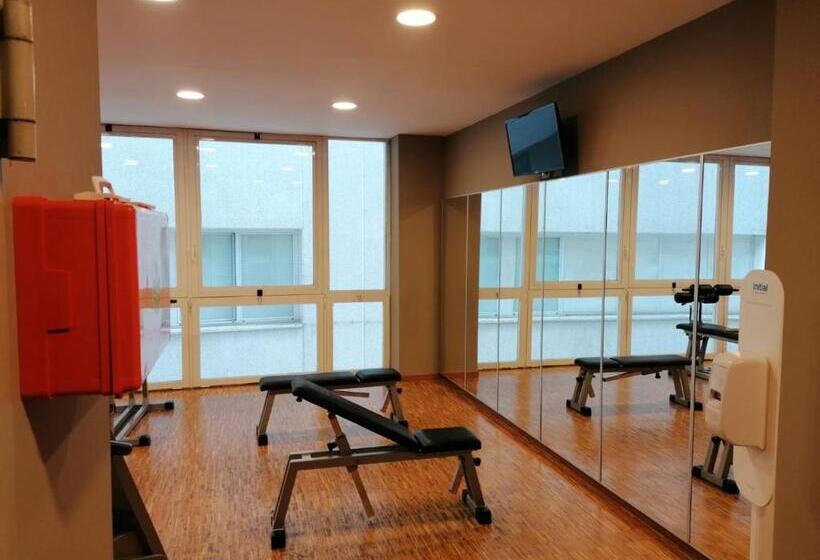 استودیوی لوکس, Residence Panigale