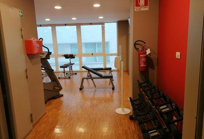 استودیوی لوکس, Residence Panigale