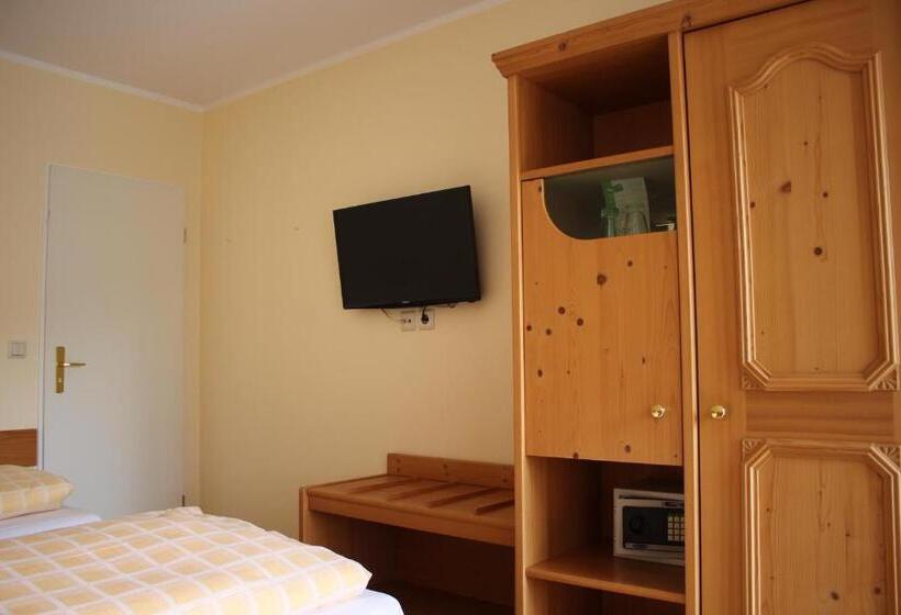 Номер Стандарт, Bed & Breakfast Hotel Müllerhof