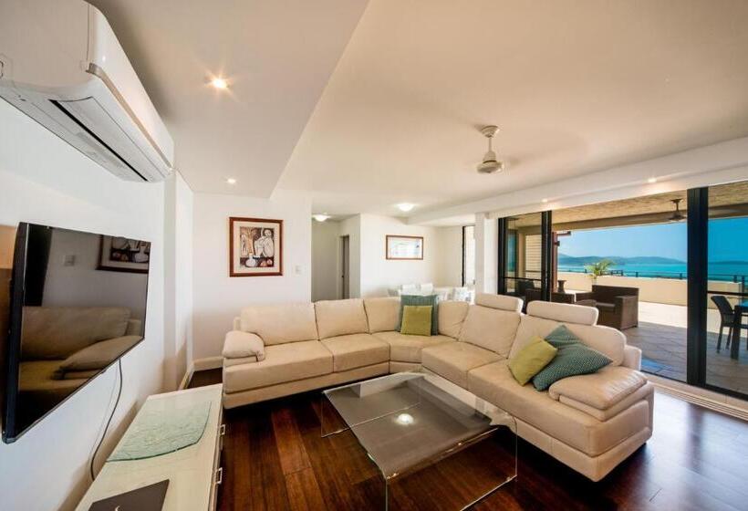 Апартаменты Deluxe 1 Спальня Вид на Море, Pinnacles, Airlie Beach