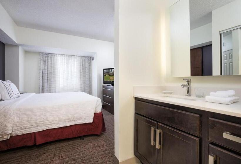 キングサイズベッドのスイートルーム, Residence Inn Minneapolis Downtown/city Center