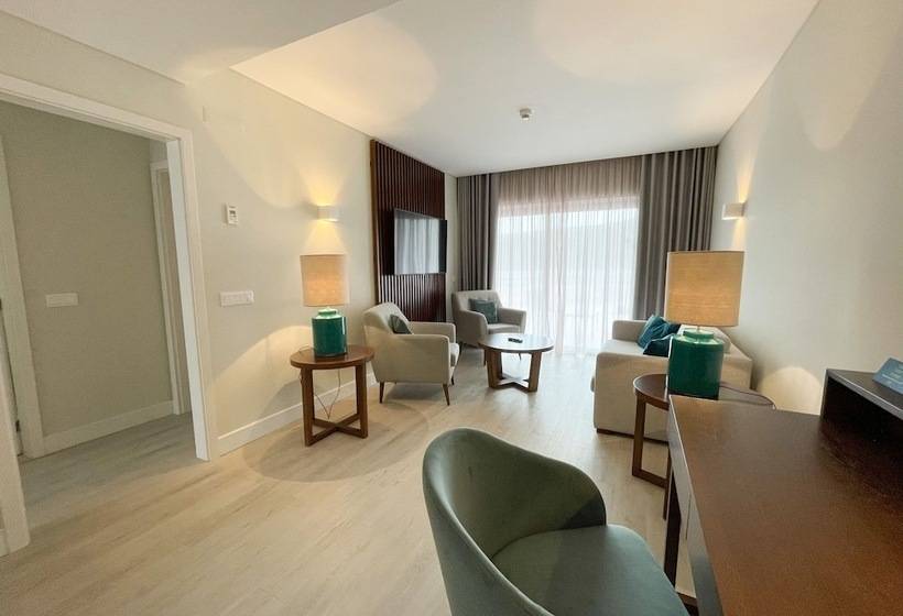 Люкс Премиум Вид на Море, Four Points By Sheraton Sesimbra
