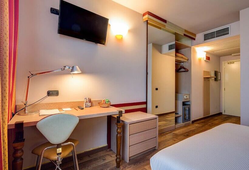 Номер Стандарт, Art & Hotel Aeroporto