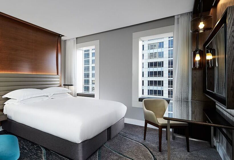 Номер Executive, Hilton Sydney