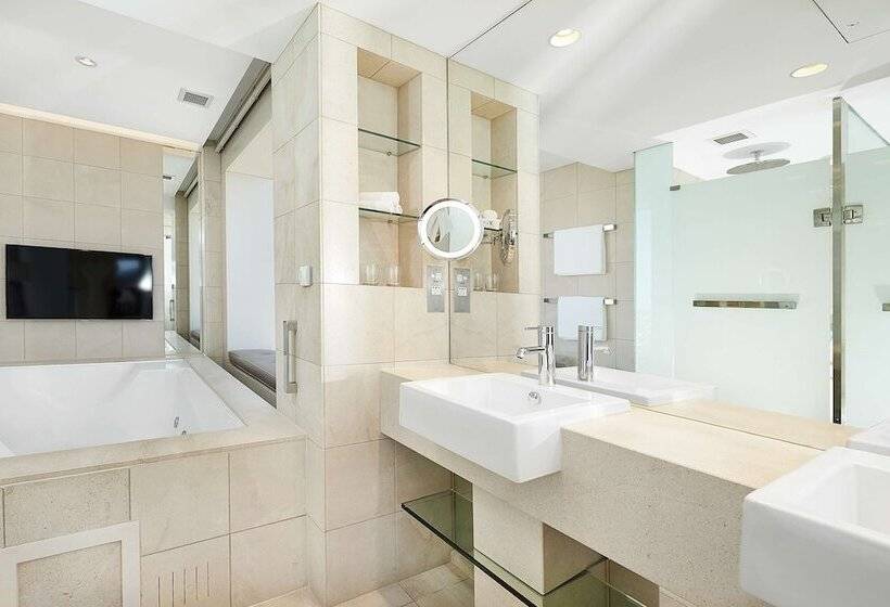 Люкс, Hilton Sydney