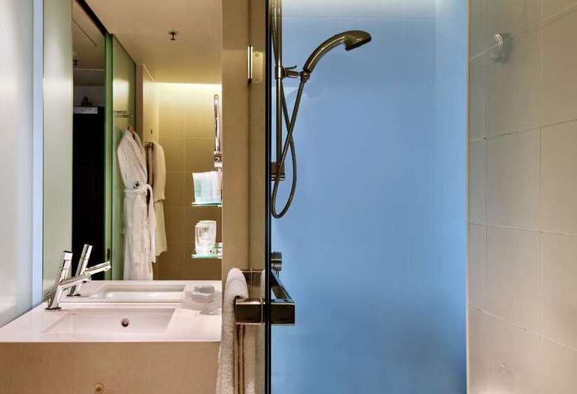 Номер Deluxe, Hilton Sydney