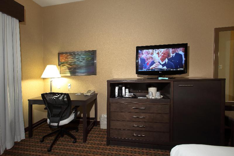 Стандартный Номер Кровать Кинг, Holiday Inn Express Hotel & Suites Vernon, An Ihg