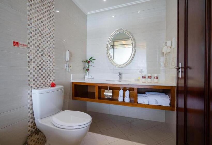 Номер Deluxe Вид на Море, Palm Beach Resort & Spa